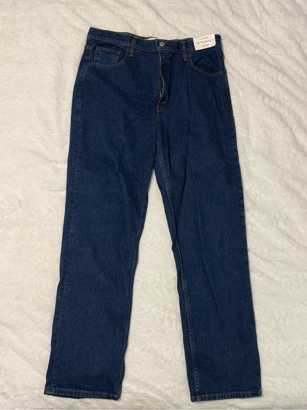 Abercrombie & Fitch Ultra High Rise 90s Straight Jean - Picture 9 of 9